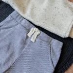 ست تیشرت و شلوارک زنبوری سه دکمه - Image 3