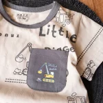 ست راحتی تیشرت و شلوارک طرح جرثقیل کرم - Image 2