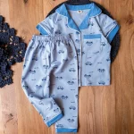 ست راحتی کودکانه جلو‌دکمه‌ای با طرح ماشین و رنگ آبی