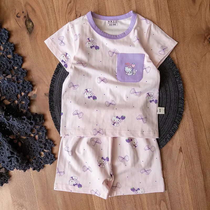 لباس راحتی بنفش رنگ و طراحی کیتی تک‌جیب