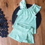 کراپ دامن بچه‌گانه زارا با طرح نخل سبز روشن