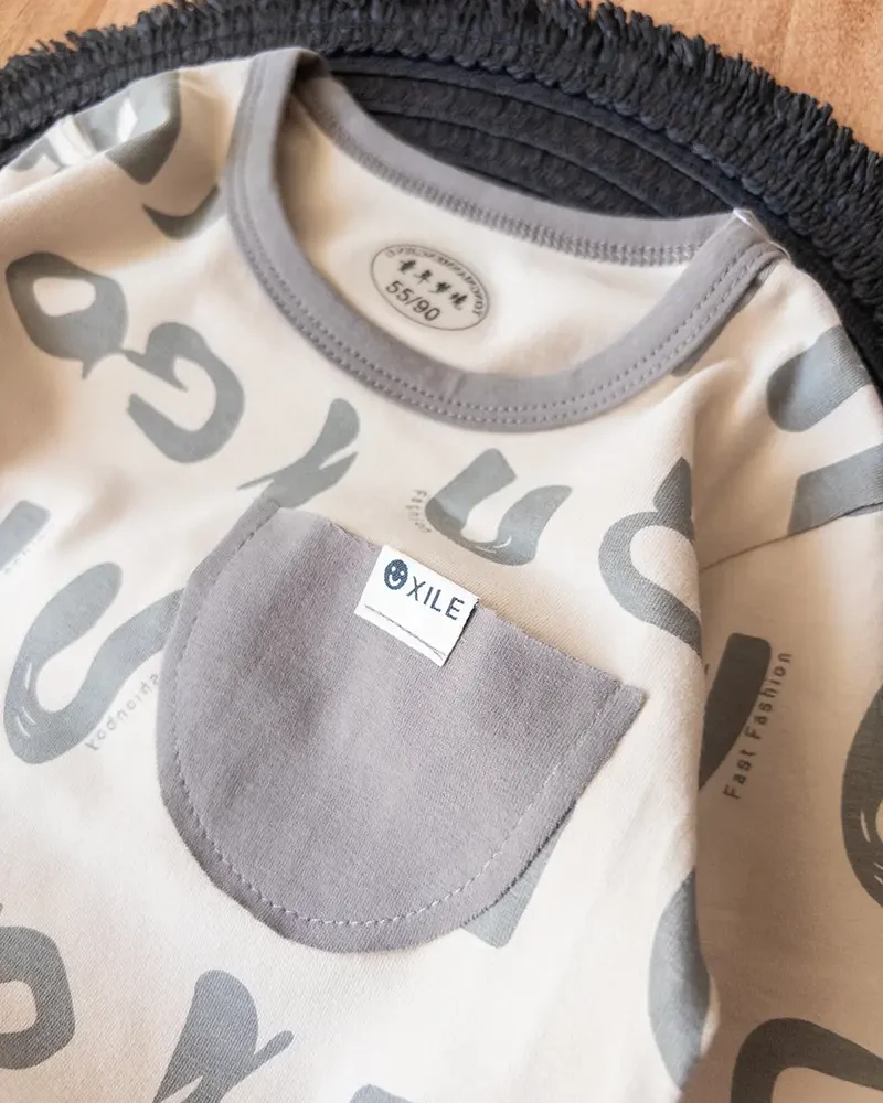 لباس نخی کودک پسر با جزئیات نوشتاری ریز انگلیسی