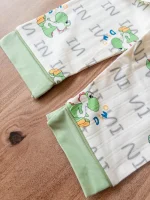 ست راحتی جلو دکمه‌ای طرح دایناسور سبز - Image 3