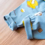 بلوز و شلوار راحتی تاخورده کودکانه با طرح سگ کلاهدار