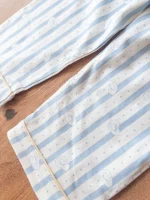 ست راحتی جلو دکمه‌ای با طرح کیتی راه‌راه آبی - Image 3