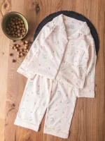 لباس راحتی بچگانه دخترانه جلو دکمه‌ای طرح خرگوش و سیب