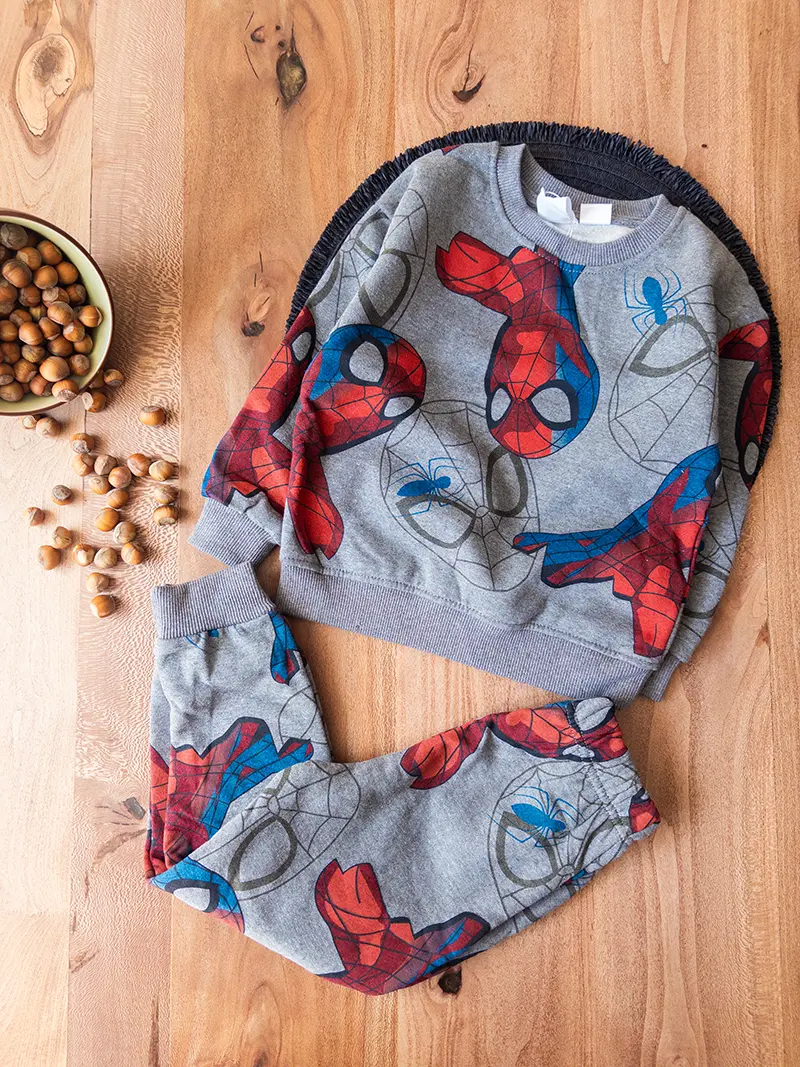 ست دورس‌ و شلوار اسپایدرمن طوسی