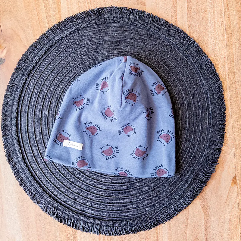 کلاه تدی بچه‌گانه آبی رنگ با طرح خرسی