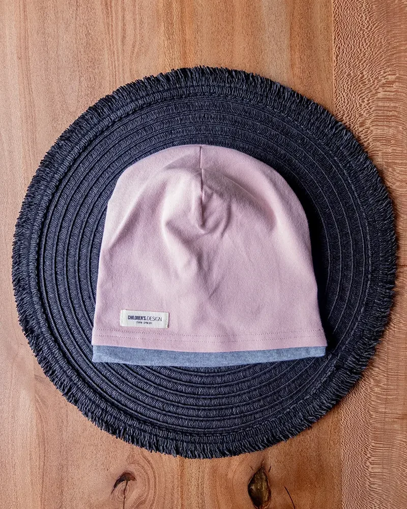 کلاه ساده بچگانه صورتی با لبه طوسی