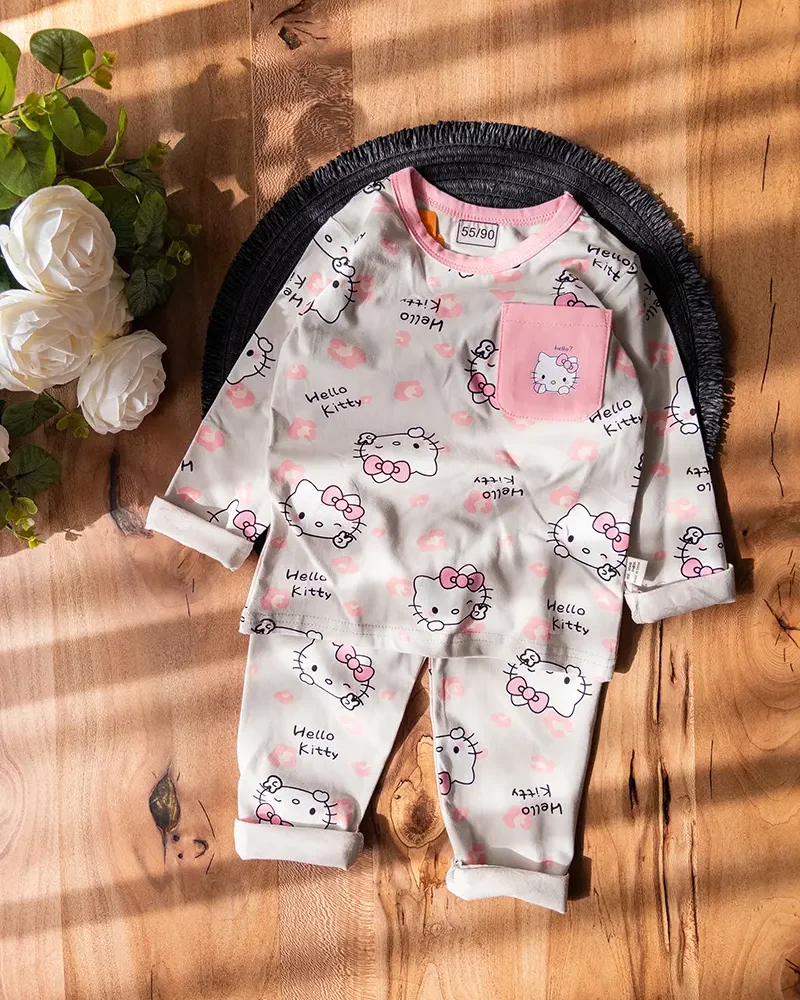 لباس راحتی یقه‌گرد کیتی طوسی صورتی